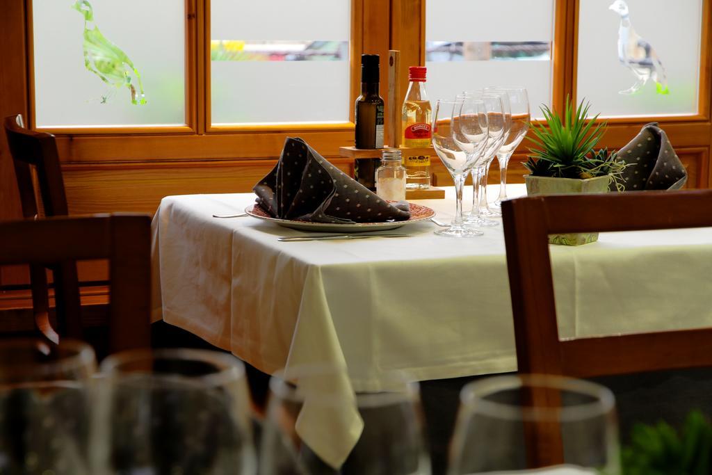 Hotel Rural Ocell Francoli Espluga de Francolí Eksteriør bilde